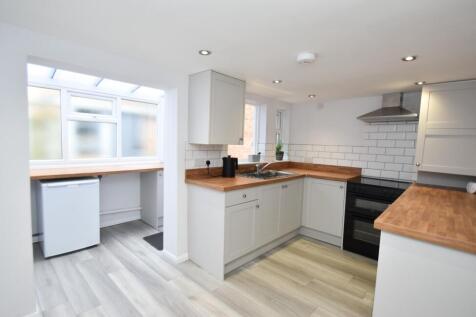 Kitchen/Utility Room