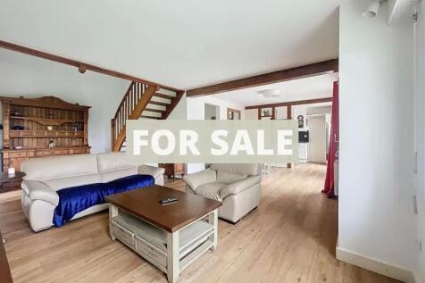 Property Image 4