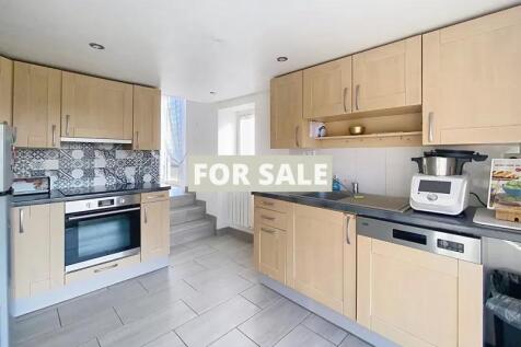 Property Image 9