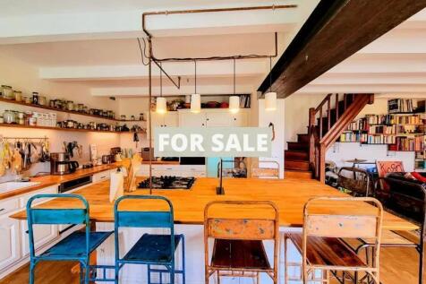 Property Image 8