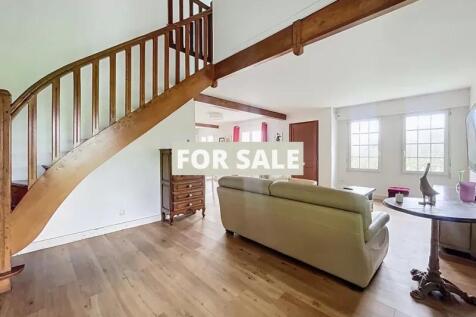 Property Image 4