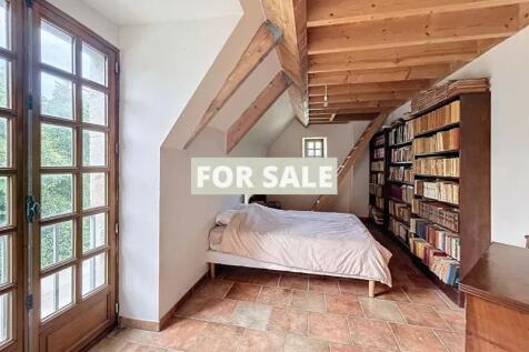 Property Image 11