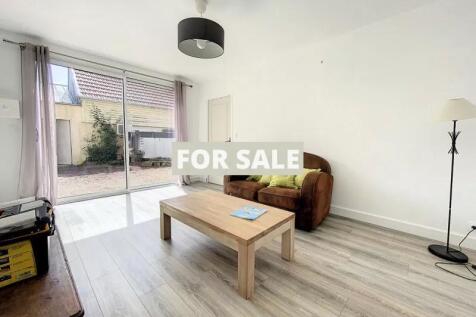 Property Image 8