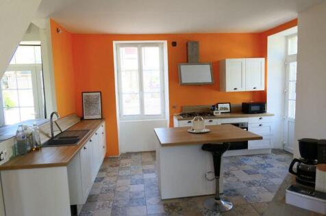 Property Image 4
