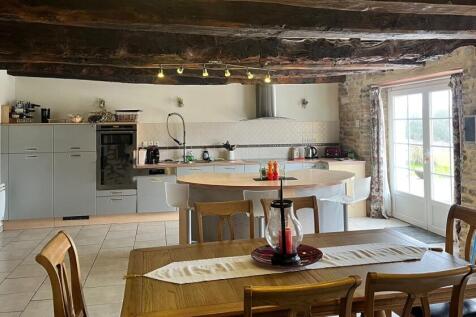Property Image 6