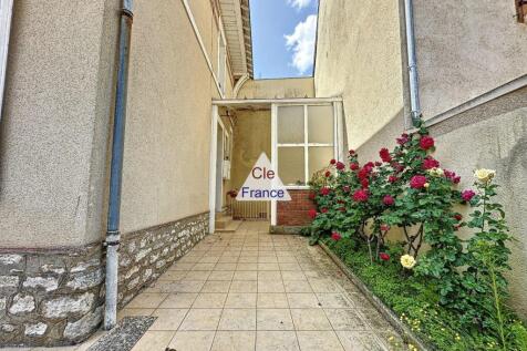 Property Image 4