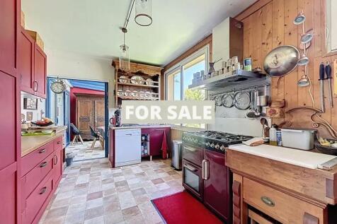 Property Image 8