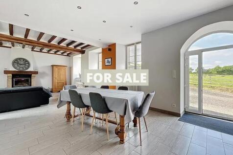 Property Image 4