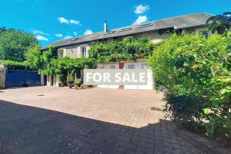 Property Image 4