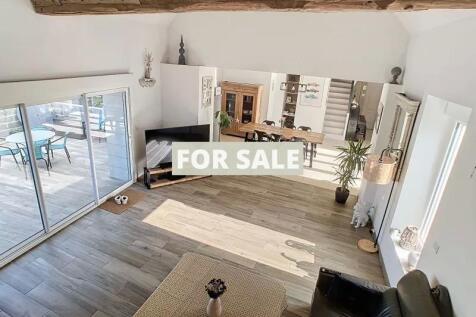 Property Image 8
