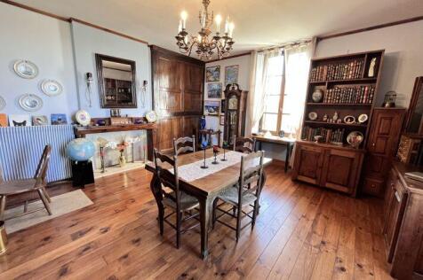 Property Image 8