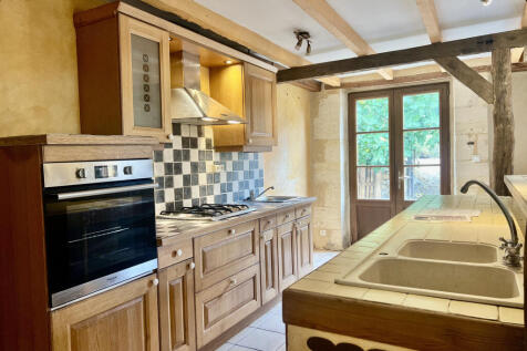 Property Image 4