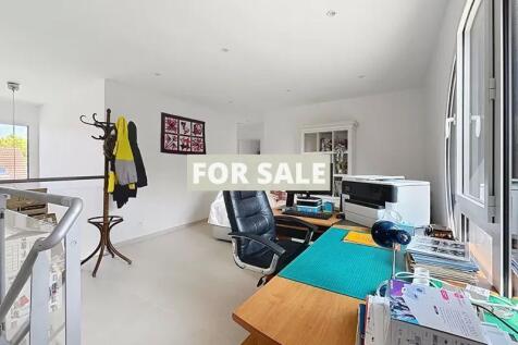 Property Image 16