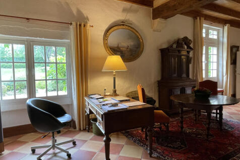 Property Image 12