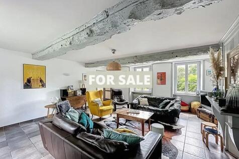 Property Image 4