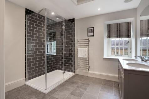 En-Suite.