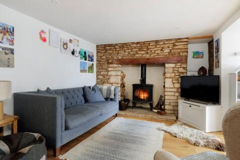Sitting Roon &amp; Fire