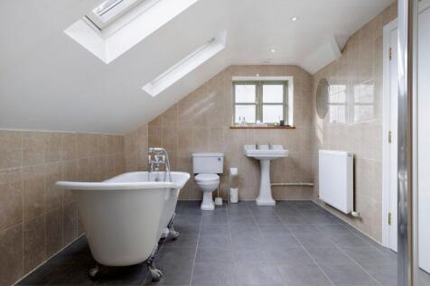 Aston Ensuite