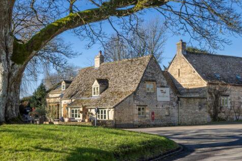 The Plough and Green