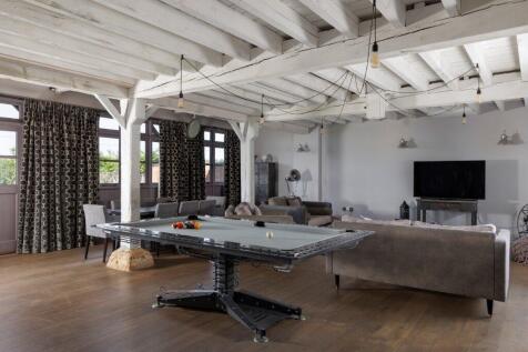Sitting/Dining Rm