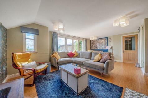 Family/Dining Area