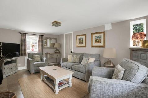 Sitting Room.