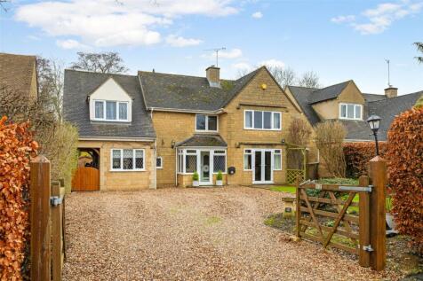 12 Collin Close
