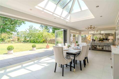 Kitchen/Dining