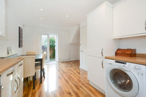15 Hardy Close(5)