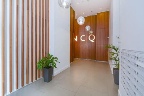 81 Beacon Point(1...
