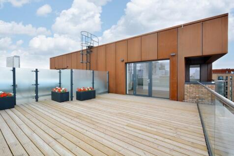 Large Private Ter...