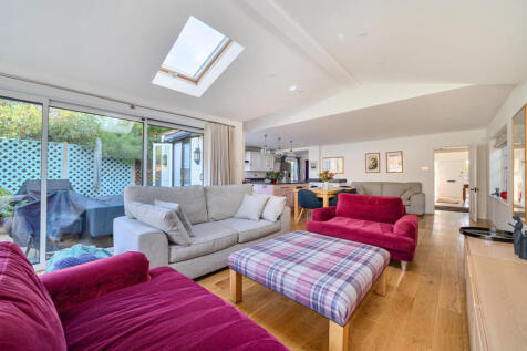 1360089-12-68daae...