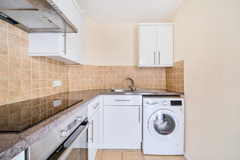 1364052-12-68e4e3...