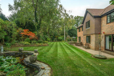 1364716-5-68f22bf...