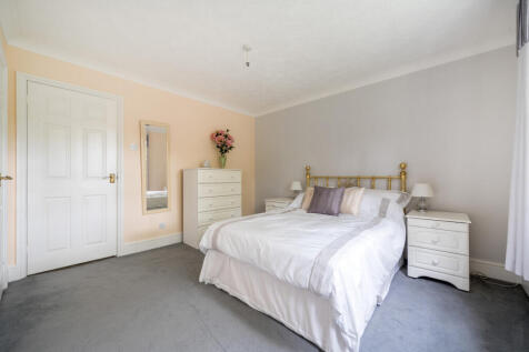 1364716-28-68f236...