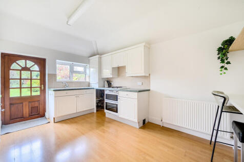 1372385-15-68f9f0...