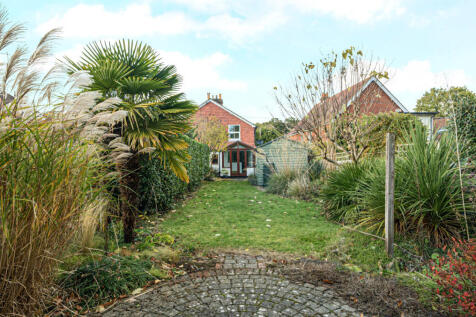 1365466-7-6900e7c...