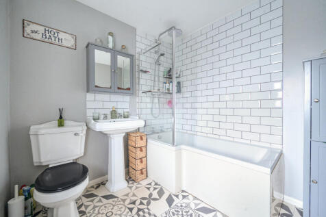 1374106-7-6903c68...