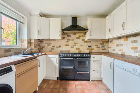 1374717-32-690b4a...