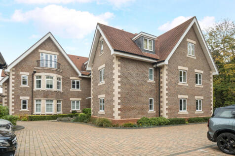 1374897-2-690b584...