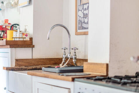 1375169-23-690c78...