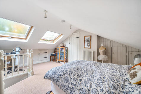 1375169-10-690c76...