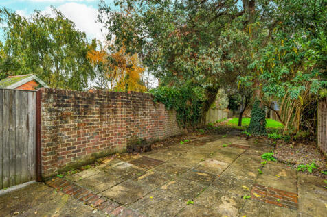 1380338-7-691200c...