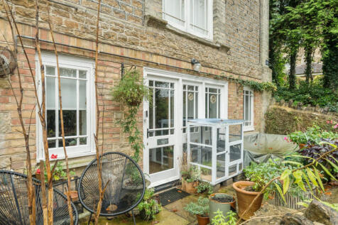 1382210-4-691737f...