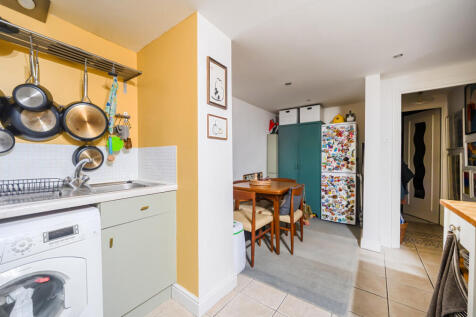 1382210-11-691738...