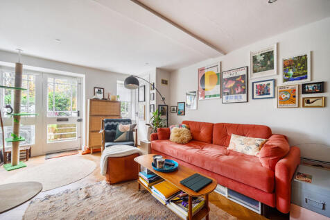 1382210-17-691738...