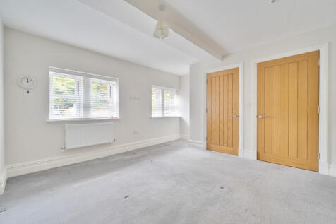 1376315-8-690c85b...