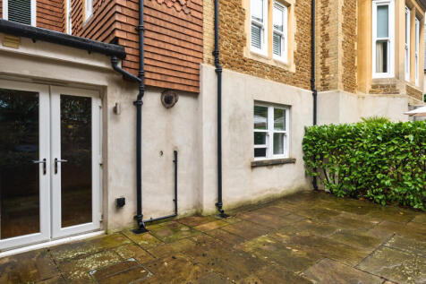 1376315-4-690c858...