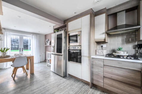 1382641-22-6925c5...