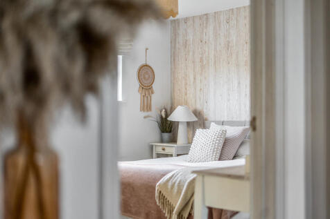 1382641-1-6925c2f...